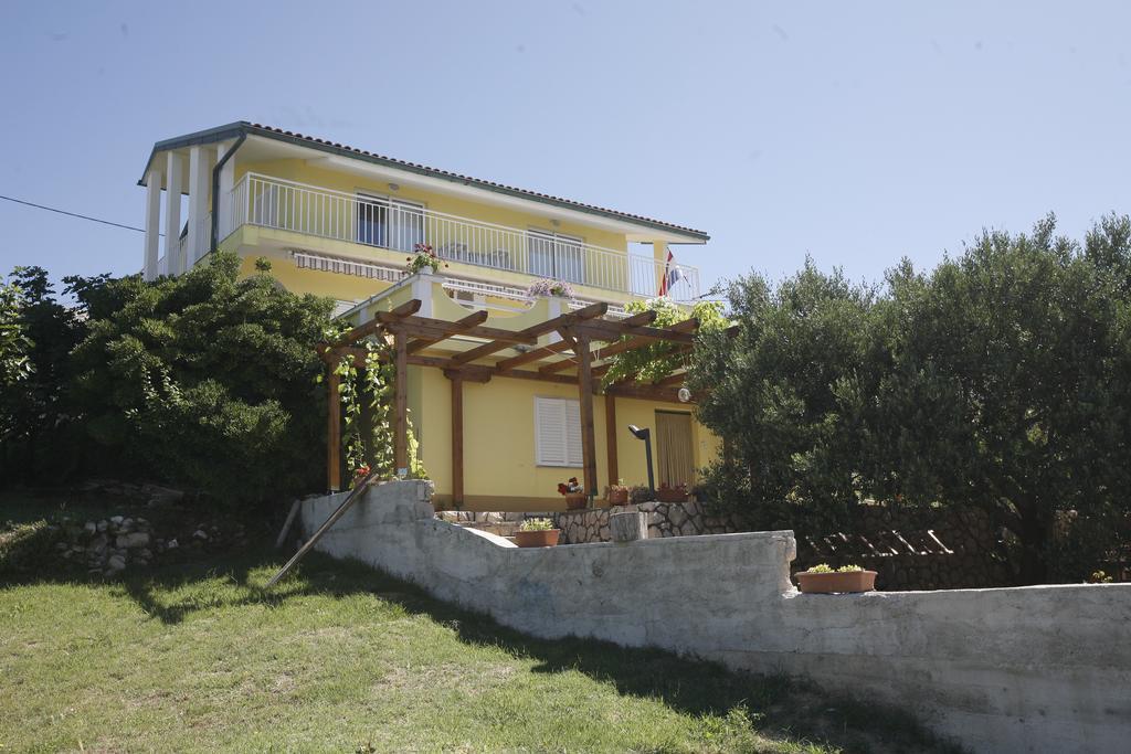 Apartments Roza Miskovici Exterior photo